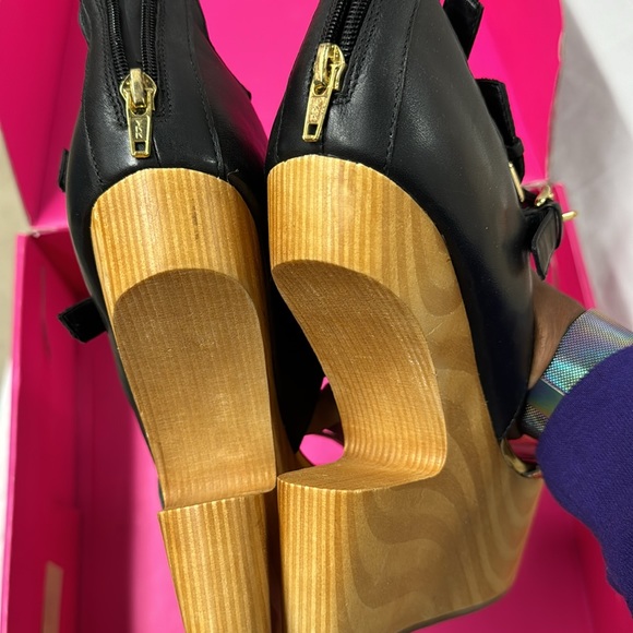BRAND NEW Women’s Dolce Vita Heels - Picture 7 of 8